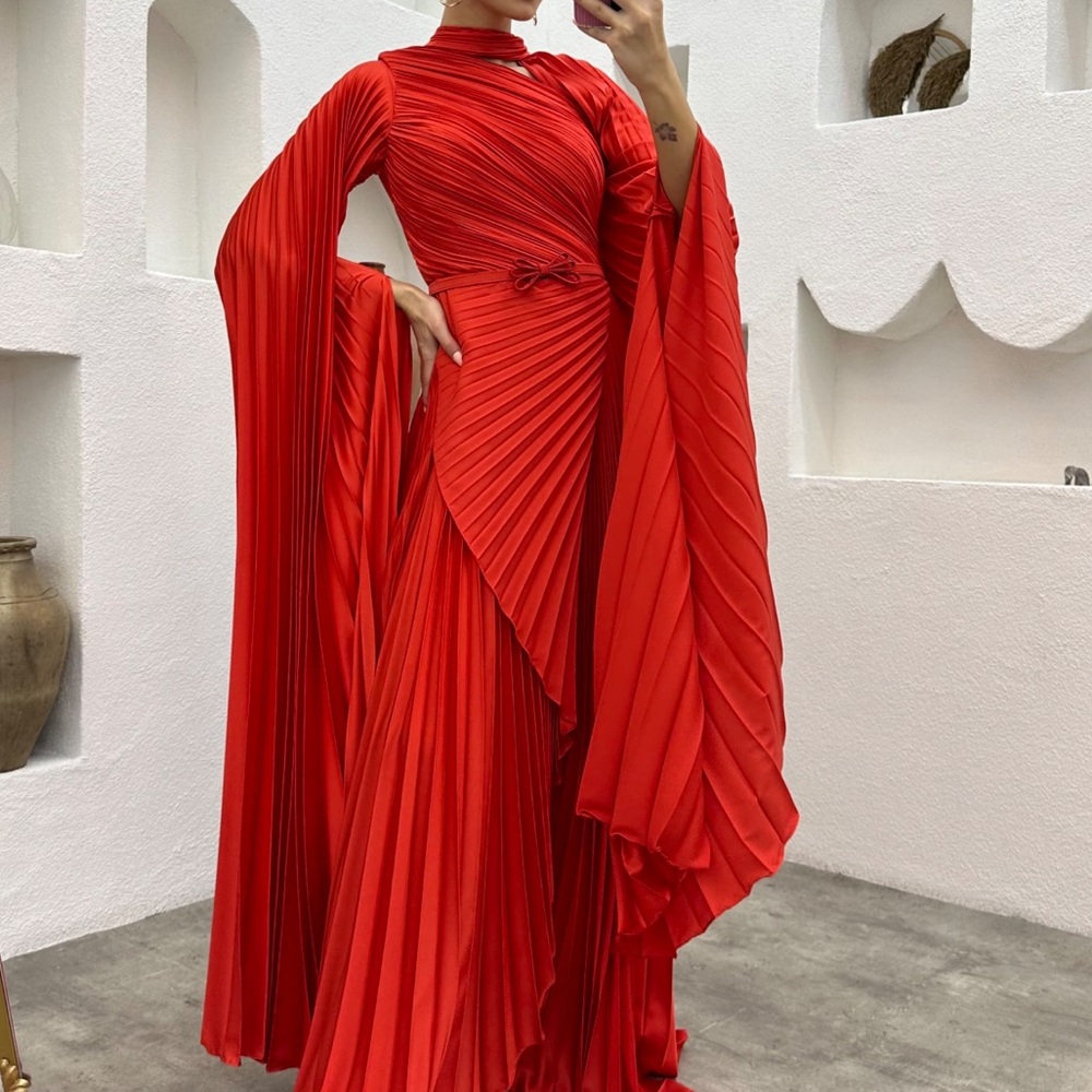 Chic red cape detail pleated satin evening dress
